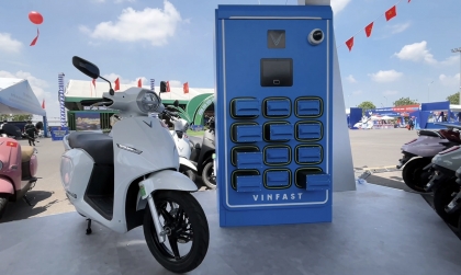 Thế giới 2 bánh: VinFast bán hơn 400.000 xe máy điện trong năm 2025, Honda sẽ làm thế nào?